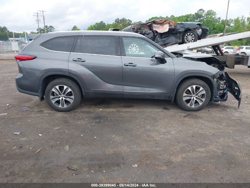 2021 Toyota Highlander Xle VIN: 5TDGZRBHXMS153368 Lot: 39399045