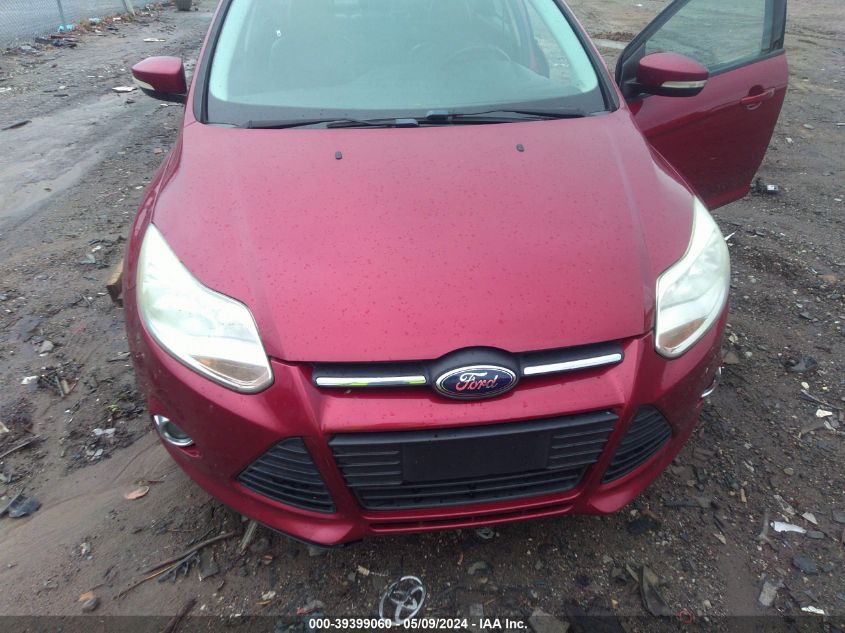 2014 Ford Focus Se VIN: 1FADP3F22EL216015 Lot: 39399060