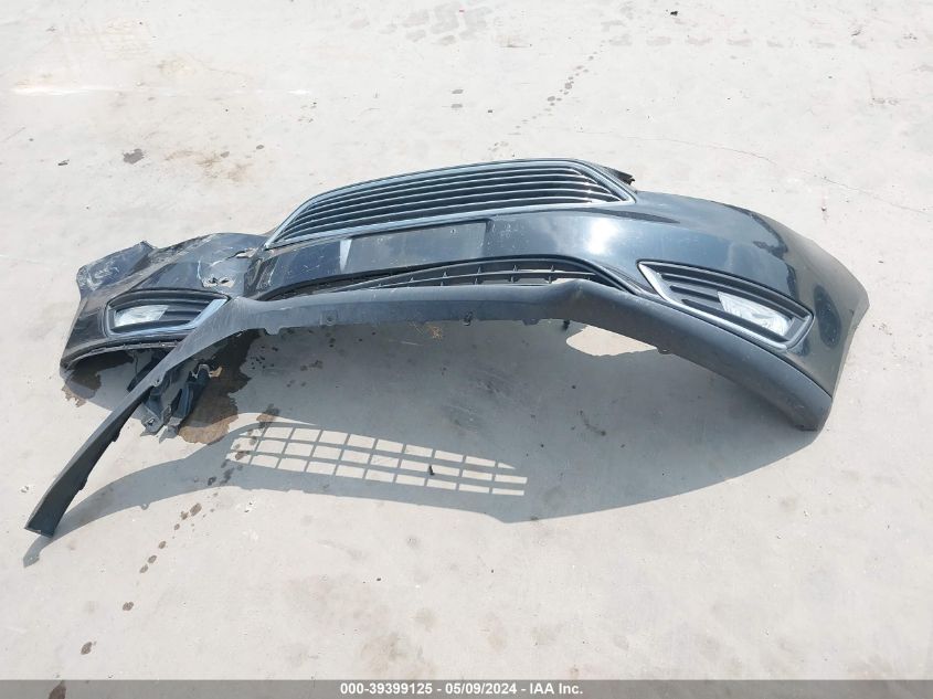 2015 Ford Focus Titanium VIN: 1FADP3N21FL386871 Lot: 39399125