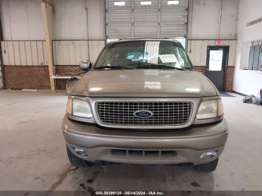 2001 Ford Expedition Eddie Bauer VIN: 1FMPU18L71LB42252 Lot: 39399128