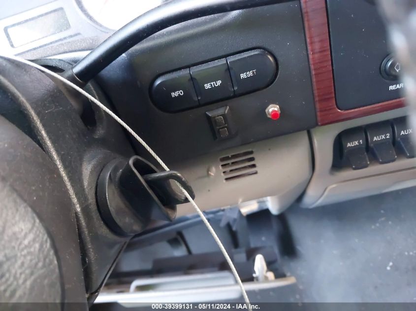 2006 Ford F-350 Lariat/Xl/Xlt VIN: 1FTWW30P96EB46402 Lot: 39399131