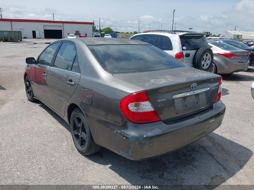 2004 Toyota Camry Le VIN: 4T1BE32K84U939529 Lot: 39399327