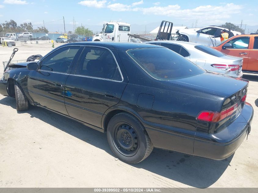 1999 Toyota Camry Le VIN: 4T1BG22K7XU459863 Lot: 39399502