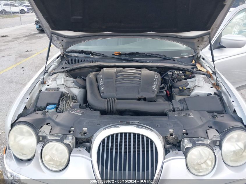 2001 Jaguar S-Type 4.0L V8 VIN: SAJDA01P11GL99845 Lot: 39399672