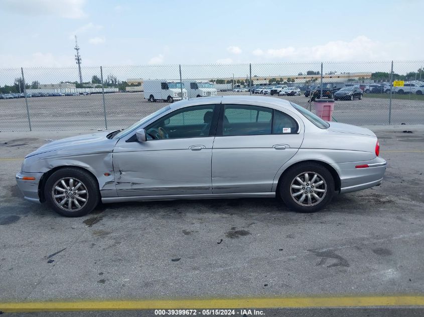 2001 Jaguar S-Type 4.0L V8 VIN: SAJDA01P11GL99845 Lot: 39399672