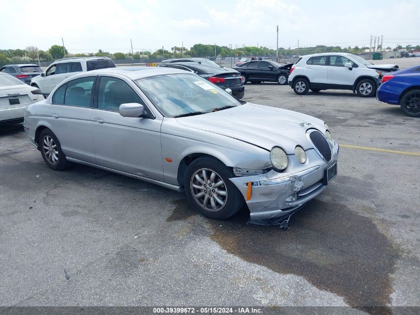 2001 Jaguar S-Type 4.0L V8 VIN: SAJDA01P11GL99845 Lot: 39399672