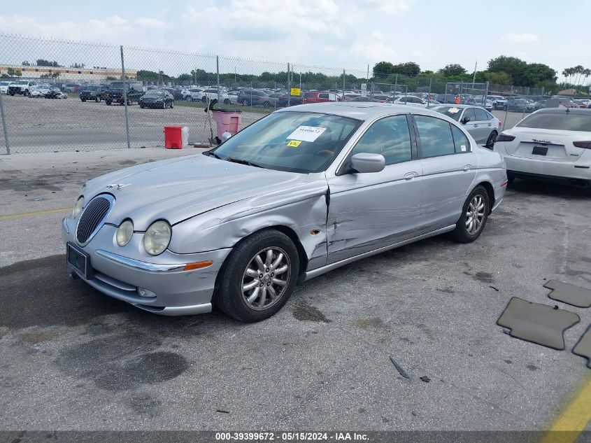 2001 Jaguar S-Type 4.0L V8 VIN: SAJDA01P11GL99845 Lot: 39399672