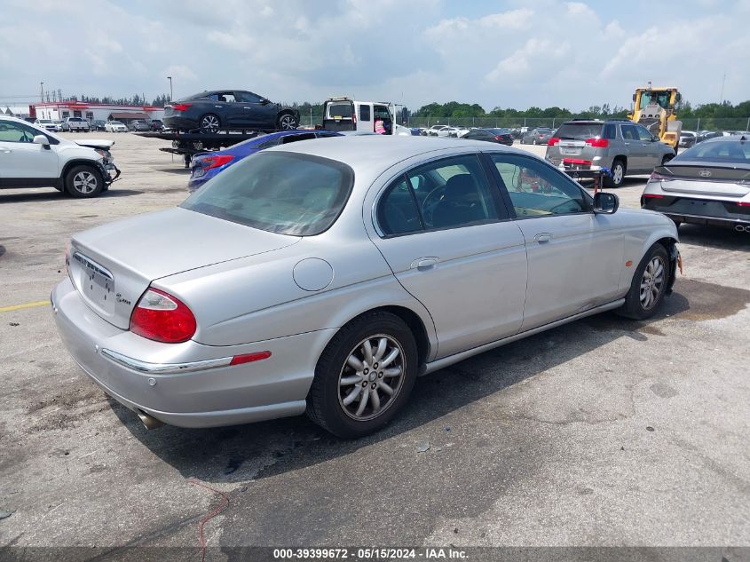 2001 Jaguar S-Type 4.0L V8 VIN: SAJDA01P11GL99845 Lot: 39399672