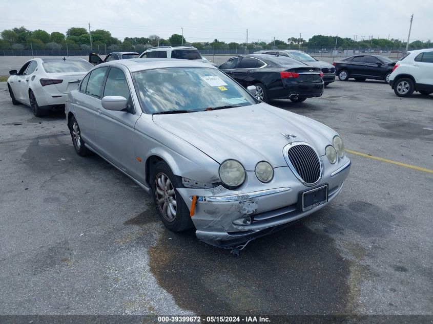 2001 Jaguar S-Type 4.0L V8 VIN: SAJDA01P11GL99845 Lot: 39399672