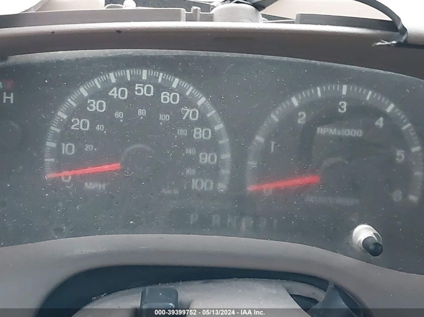 2000 Ford Expedition Xlt VIN: 1FMRU156XYLB88613 Lot: 39399752