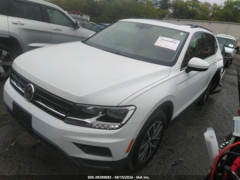 3VV2B7AX2JM216892 2018 VOLKSWAGEN TIGUAN - Image 2