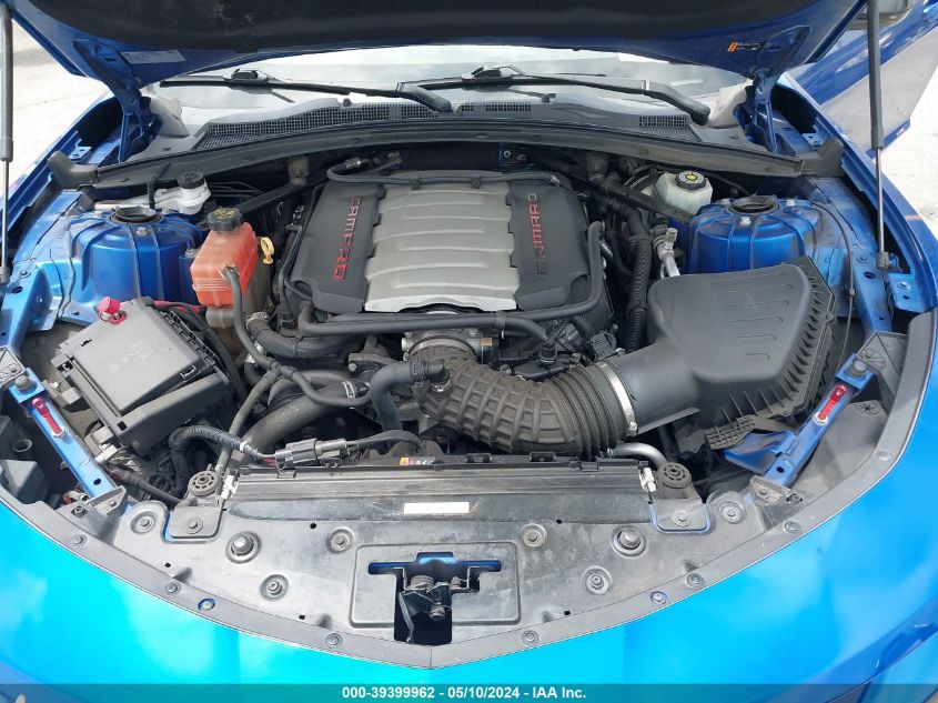 2018 Chevrolet Camaro 1Ss VIN: 1G1FE1R72J0153975 Lot: 39399962