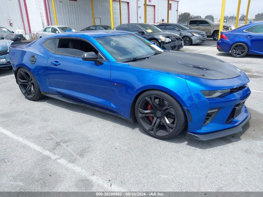 2018 Chevrolet Camaro 1Ss VIN: 1G1FE1R72J0153975 Lot: 39399962