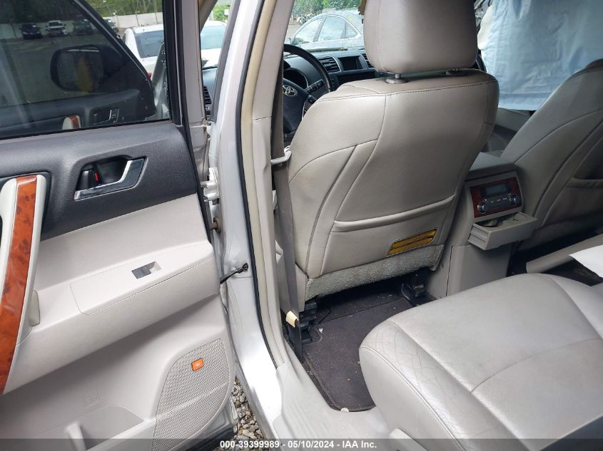 2011 Toyota Highlander Limited V6 VIN: 5TDDK3EHXBS075509 Lot: 39399989