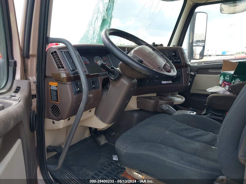 2015 Volvo Vn Vnl VIN: 4V4NC9EH0FN181472 Lot: 39400233