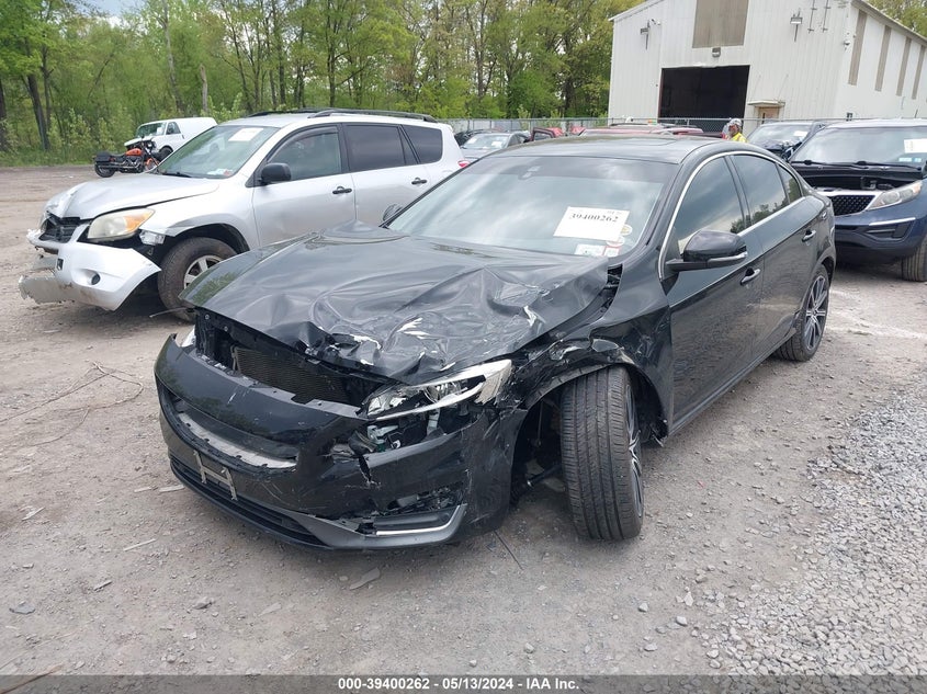 2018 Volvo S60 Inscription T5 VIN: LYV402TK6JB162875 Lot: 39400262