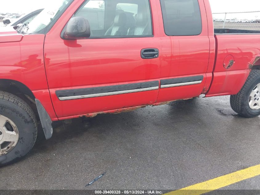 2004 Chevrolet Silverado K1500 VIN: 1GCEK19T34E177749 Lot: 39400328