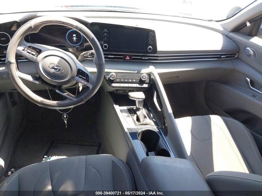 VIN 5NPLS4AG7NH075945 2022 HYUNDAI ELANTRA SEL