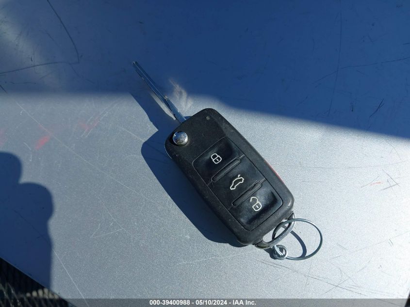 2015 Volkswagen Tiguan S VIN: WVGAV7AX0FW611674 Lot: 39400988