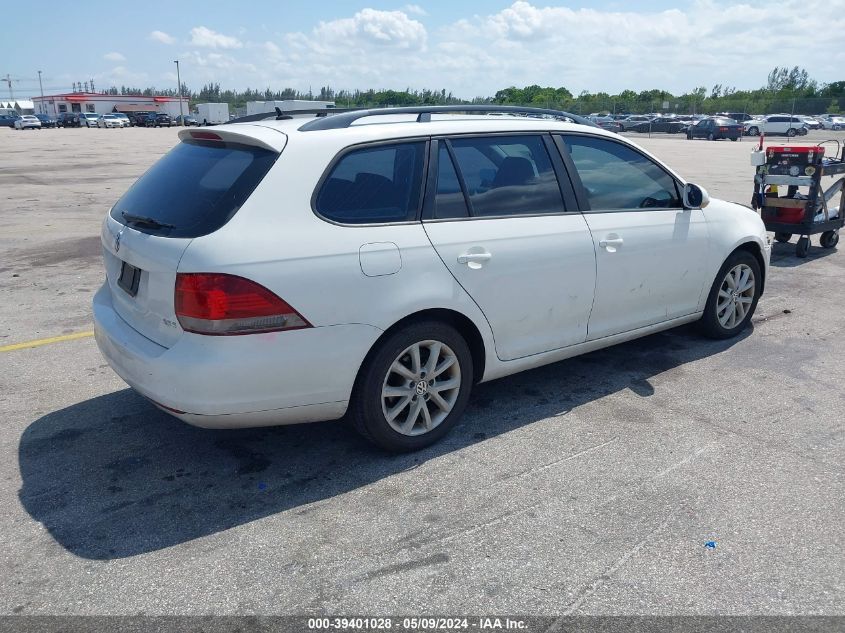 2011 Volkswagen Jetta Sportwagen 2.5L S VIN: 3VWPZ7AJXBM718401 Lot: 39401028