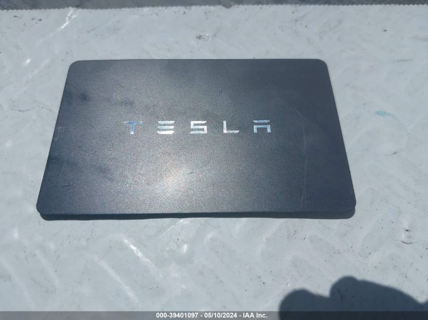 2023 Tesla Model Y Awd/Long Range Dual Motor All-Wheel Drive VIN: 7SAYGDEE6PF843869 Lot: 39401097