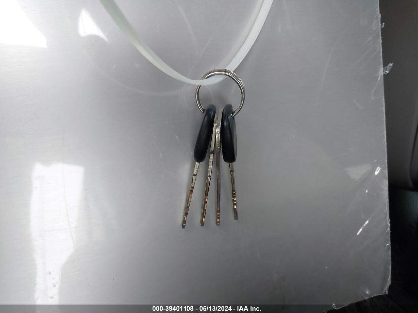 2002 Chevrolet Astro VIN: 1GCDM19X02B101011 Lot: 39401108