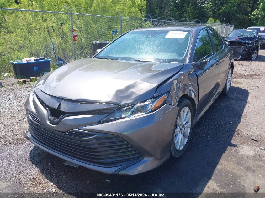 2018 Toyota Camry Le VIN: 4T1B11HK5JU074862 Lot: 39401176