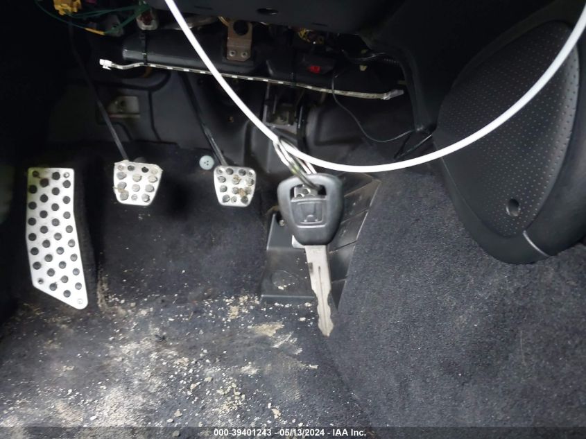 2003 Honda S2000 VIN: JHMAP11433T005945 Lot: 39401243