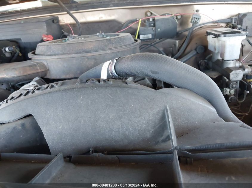 1994 Chevrolet Gmt-400 C1500 VIN: 2GCEC19K6R125532 Lot: 39401280