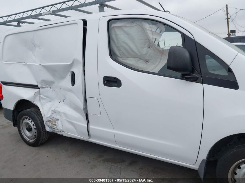 2015 Nissan Nv200 S VIN: 3N6CM0KNXFK695810 Lot: 39401367