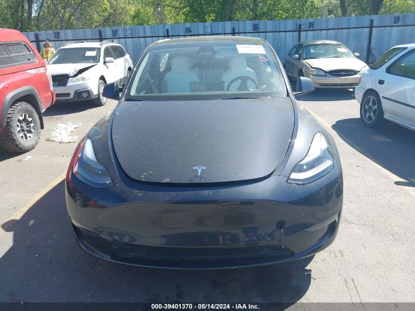 2024 Tesla Model Y Performance Dual Motor All-Wheel Drive VIN: 7SAYGDEF2RF056705 Lot: 39401370
