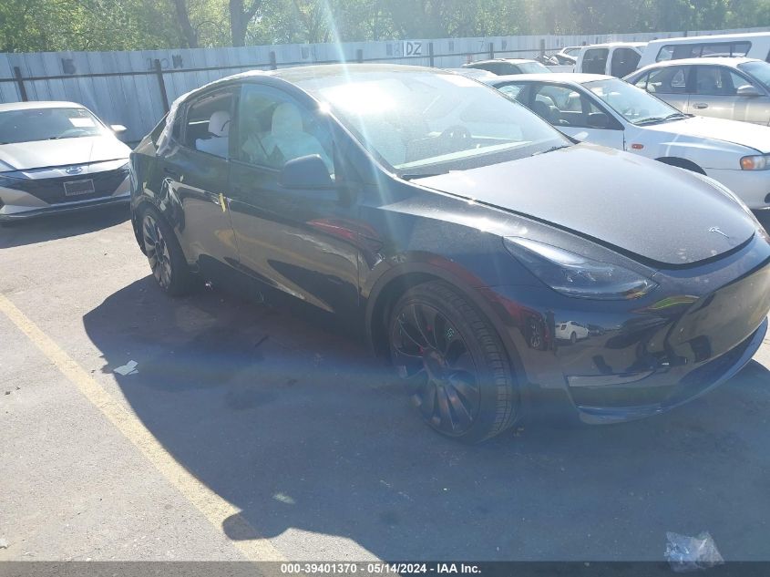 2024 Tesla Model Y Performance Dual Motor All-Wheel Drive VIN: 7SAYGDEF2RF056705 Lot: 39401370