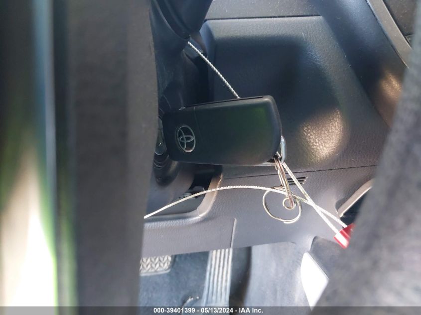 2019 Toyota Camry Le VIN: 4T1B11HKXKU723332 Lot: 39401399