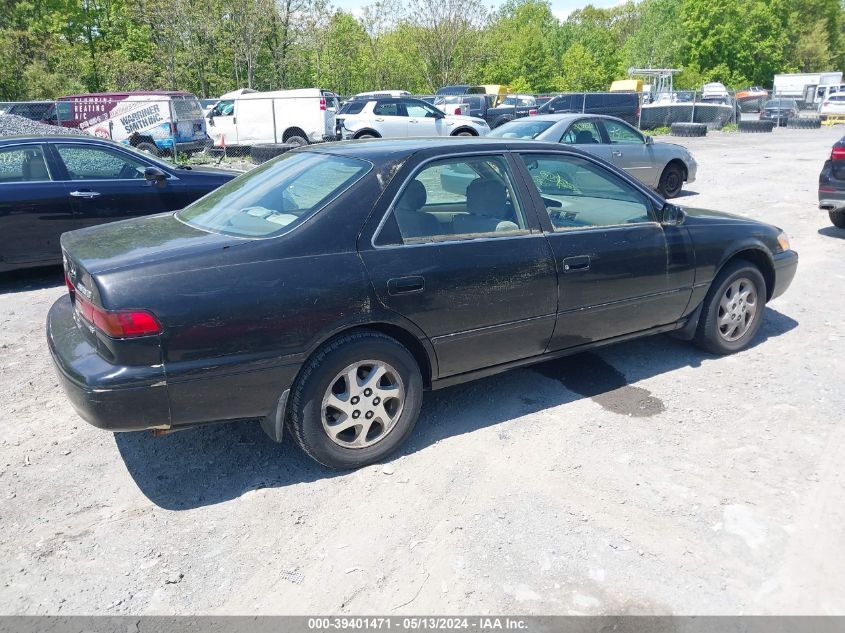 1999 Toyota Camry Le V6 VIN: JT2BF22K4X0223615 Lot: 39401471