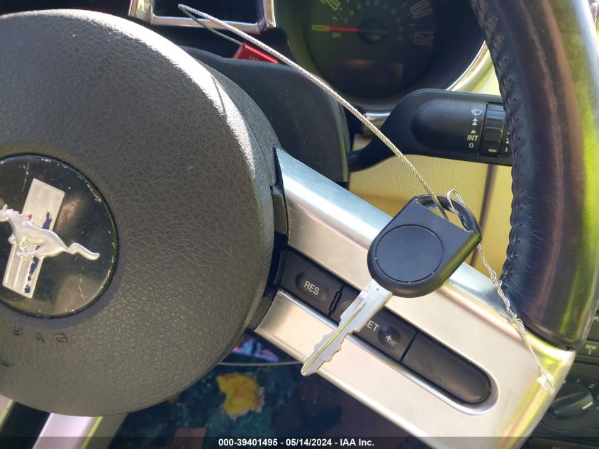 2007 Ford Mustang V6 Deluxe/V6 Premium VIN: 1ZVFT80N375248779 Lot: 39401495