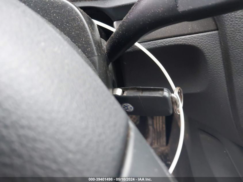 2007 Volkswagen Rabbit 2-Door VIN: WVWBR71K27W199910 Lot: 39401498