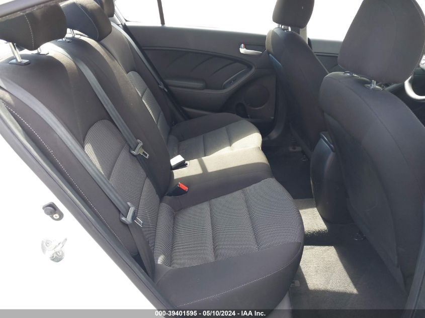 2018 Kia Forte Lx VIN: 3KPFK4A72JE268452 Lot: 39401595