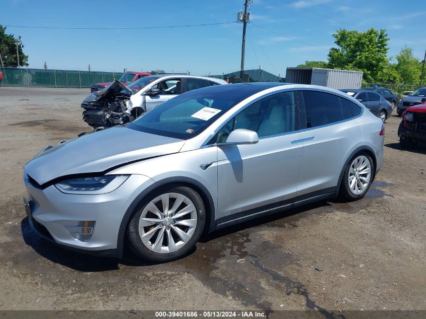 5YJXCBE23JF122107 2018 TESLA MODEL X - Image 2