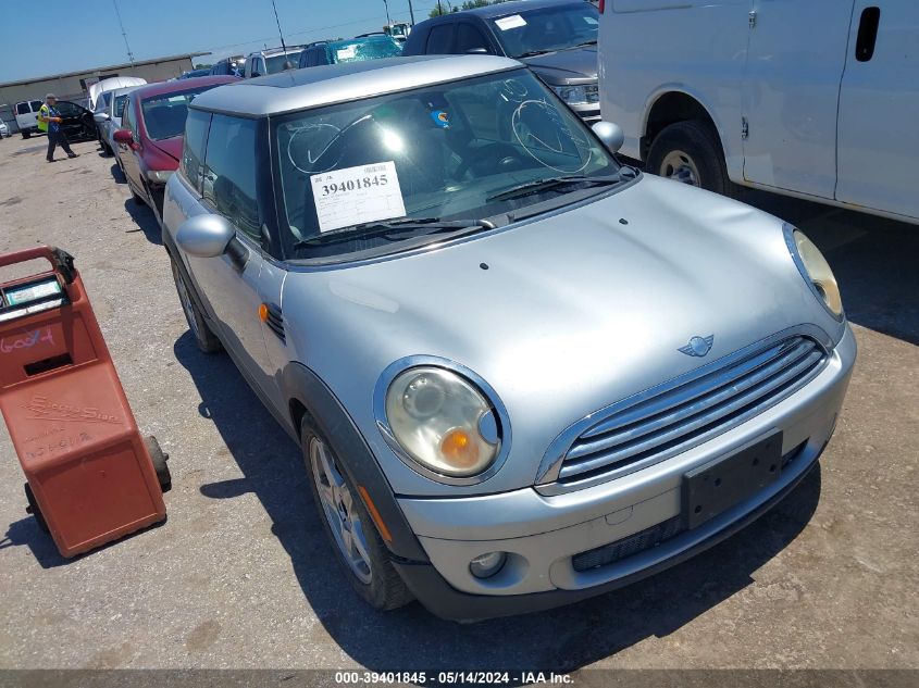 2008 Mini Cooper VIN: WMWMF33518TT63200 Lot: 39401845