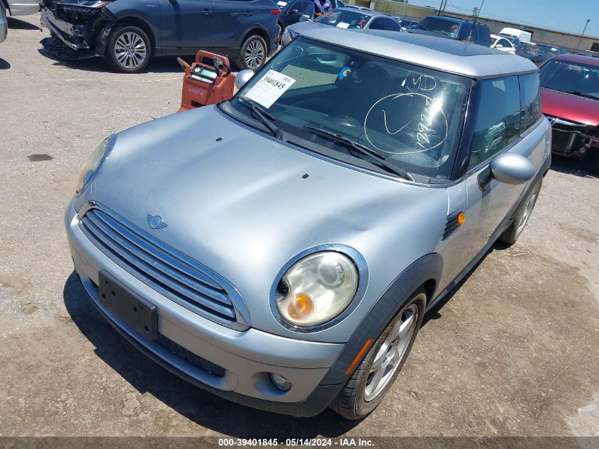 2008 Mini Cooper VIN: WMWMF33518TT63200 Lot: 39401845