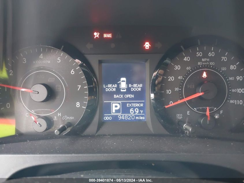 2017 Toyota Sienna Le 8 Passenger VIN: 5TDKZ3DC9HS780917 Lot: 39401874