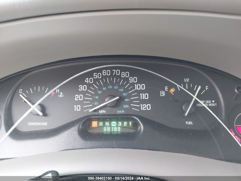 2001 Buick Century Custom VIN: 2G4WS52J811147515 Lot: 39402150