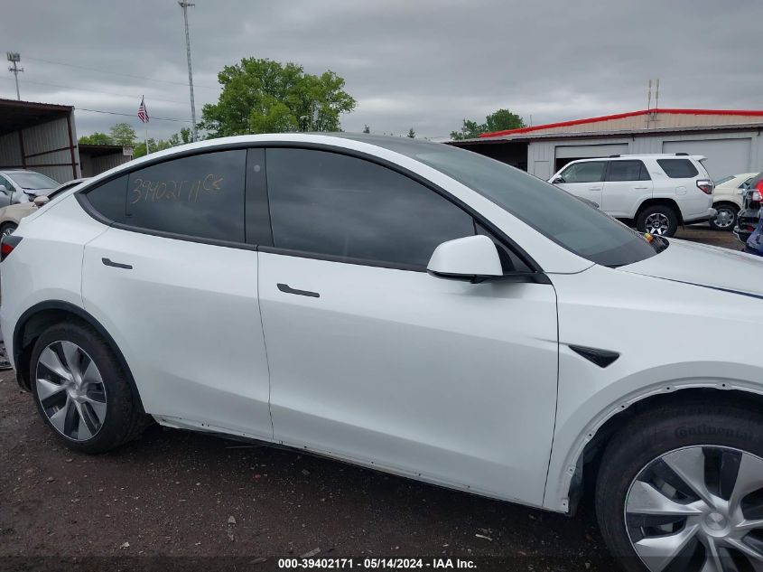 2023 Tesla Model Y Awd/Long Range Dual Motor All-Wheel Drive VIN: 7SAYGDEE9PF759495 Lot: 39402171