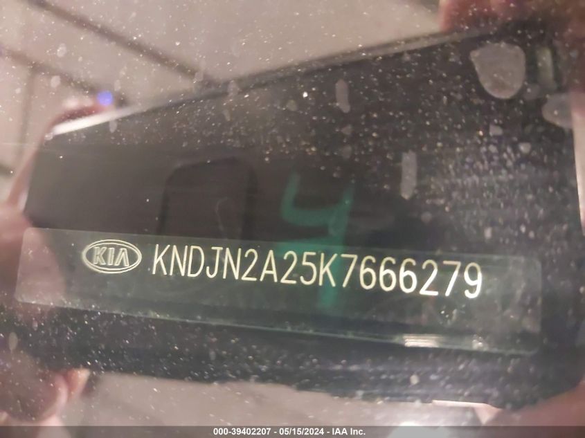 2019 Kia Soul VIN: KNDJN2A25K7666279 Lot: 39402207