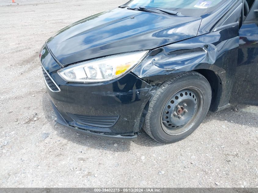 2017 Ford Focus S VIN: 1FADP3E28HL223086 Lot: 39402275