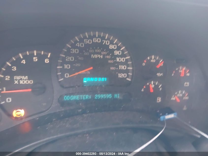 2004 Chevrolet Silverado 1500 Z71 VIN: 2GCEK19T141212824 Lot: 39402293