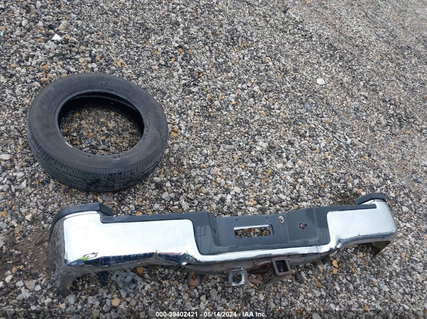 2005 Ford F-150 Stx/Xlt VIN: 1FTRF02W45KC33852 Lot: 39402421