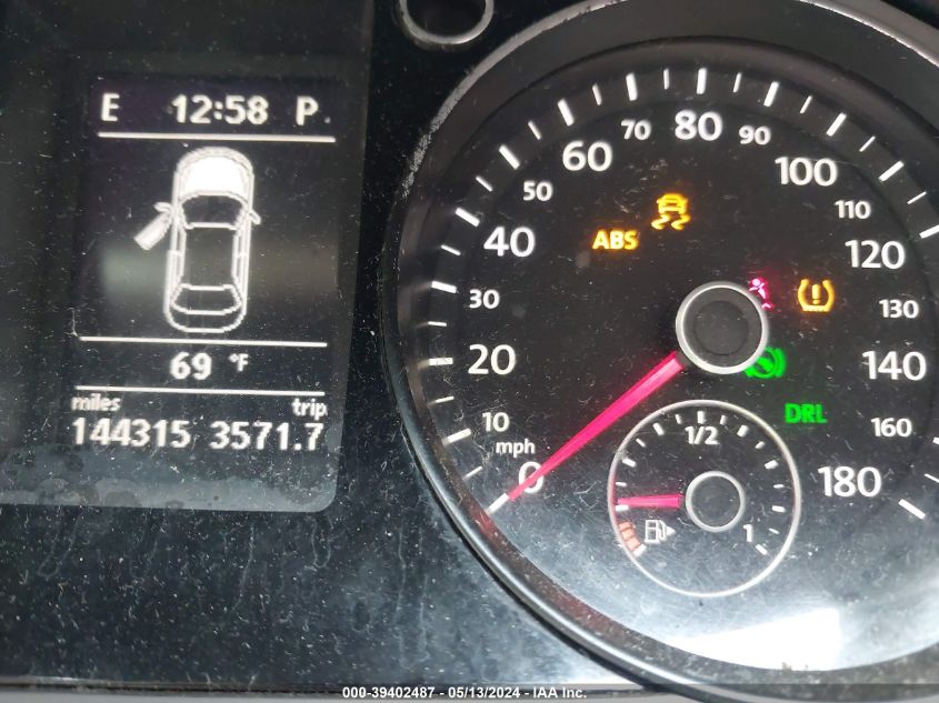 2011 Volkswagen Cc Sport VIN: WVWMP7AN2BE705744 Lot: 39402487