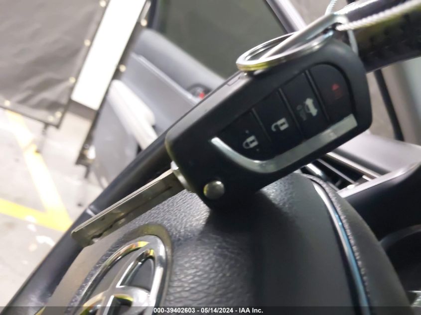 2019 Toyota Camry L/Le/Xle/Se/Xse VIN: 4T1B11HKXKU737635 Lot: 39402603