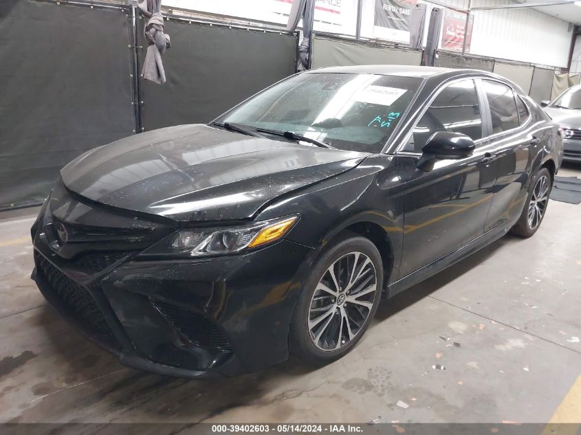 2019 Toyota Camry L/Le/Xle/Se/Xse VIN: 4T1B11HKXKU737635 Lot: 39402603